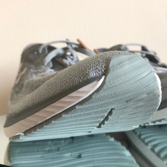 UNDER ARMOUR THREADBORNE RUNNING SHOES - Picture 3 of 6